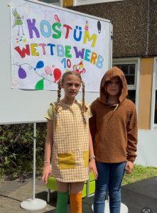 Schulfest Kostueme 25 13